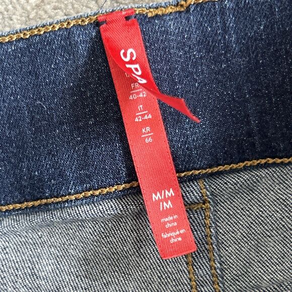 Spanx Jeans Womens Medium 20327R Flare Dark Wash Pull-on Stretch Denim High Rise - Picture 3 of 6